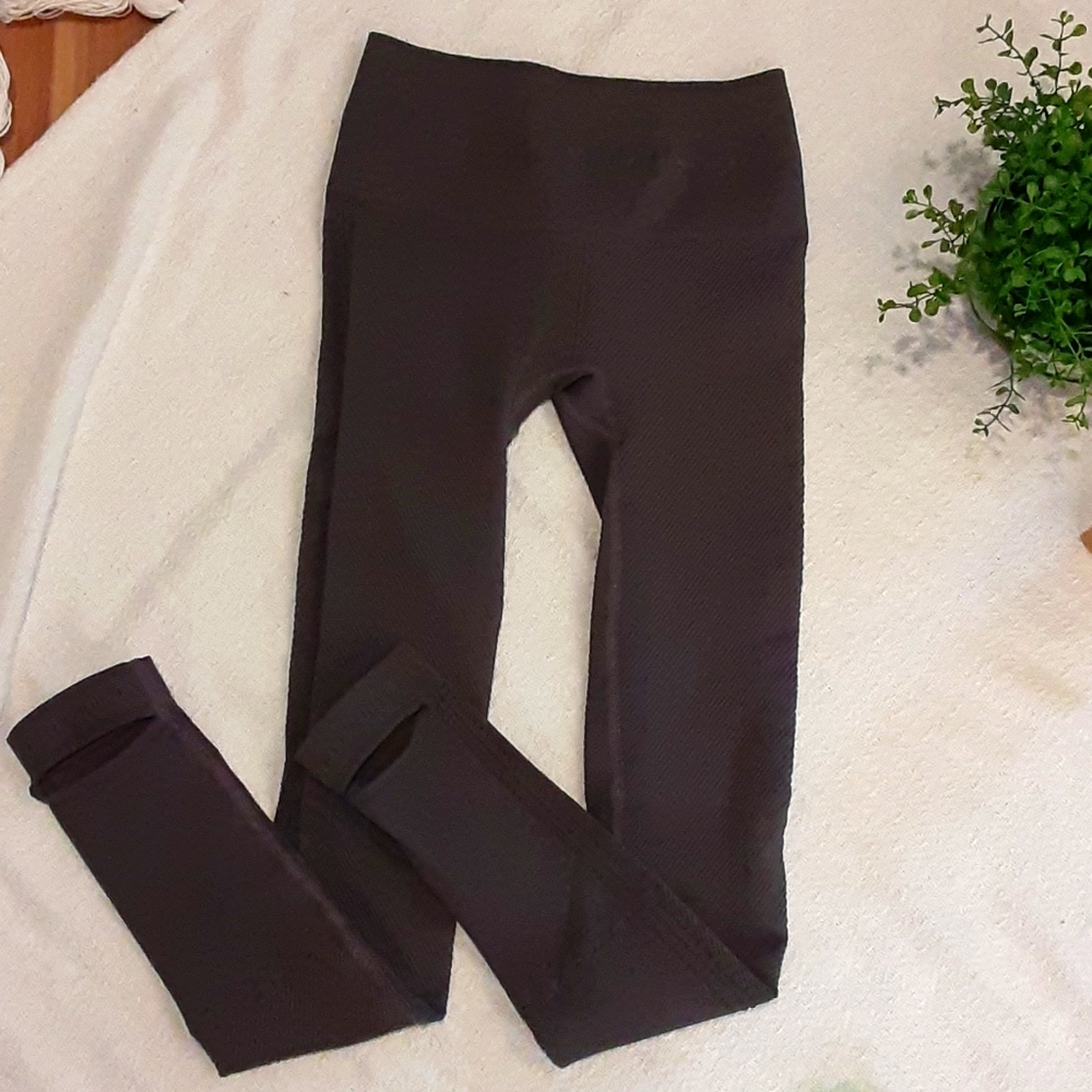 3/$25 Free People Movement gray leggings size XS